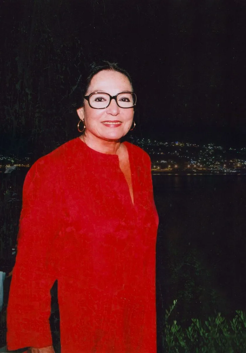 Nana Mouskouri, Island Athens Riviera